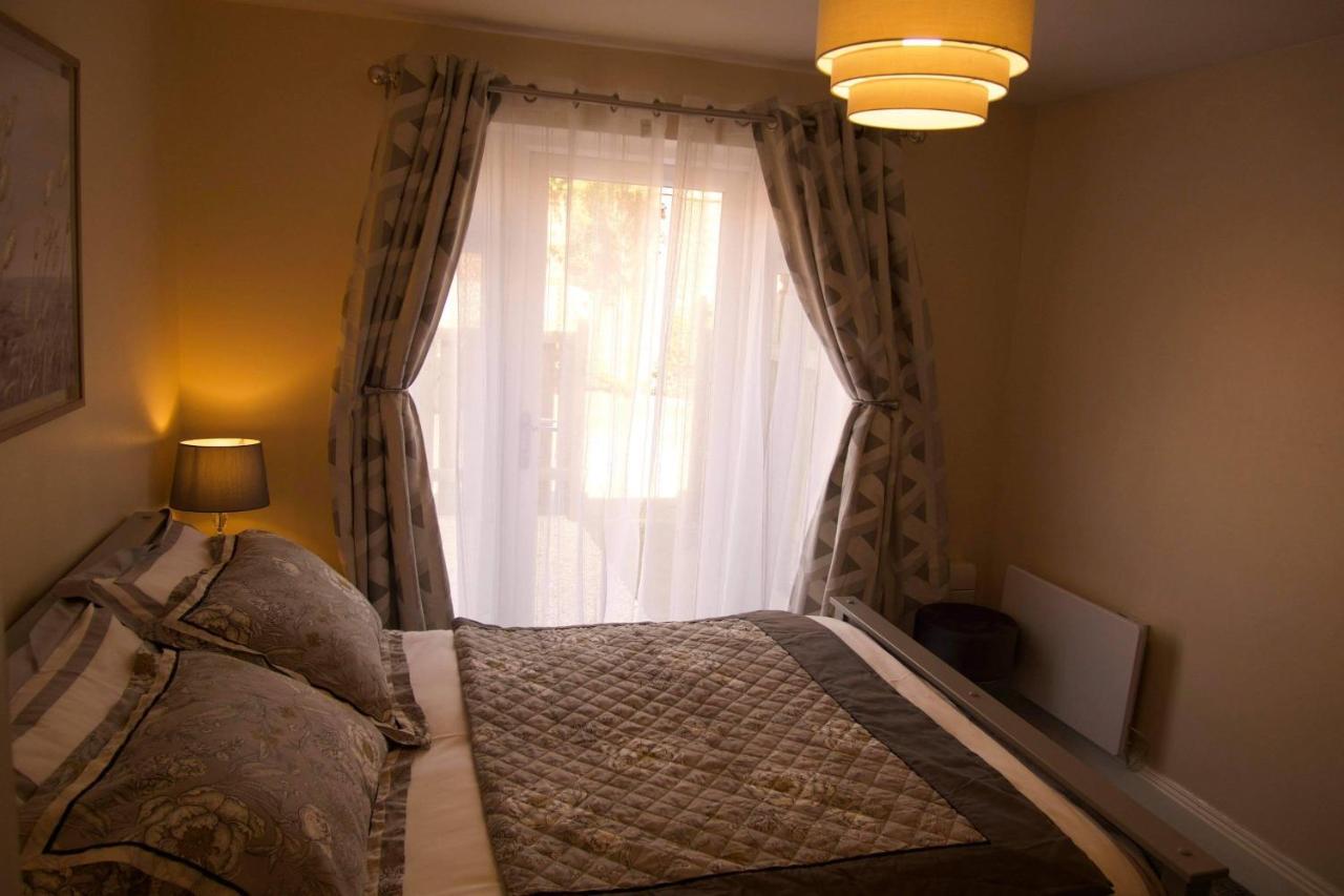 York City Centre, Recently Renovated 2 Bedroom Flat Екстер'єр фото