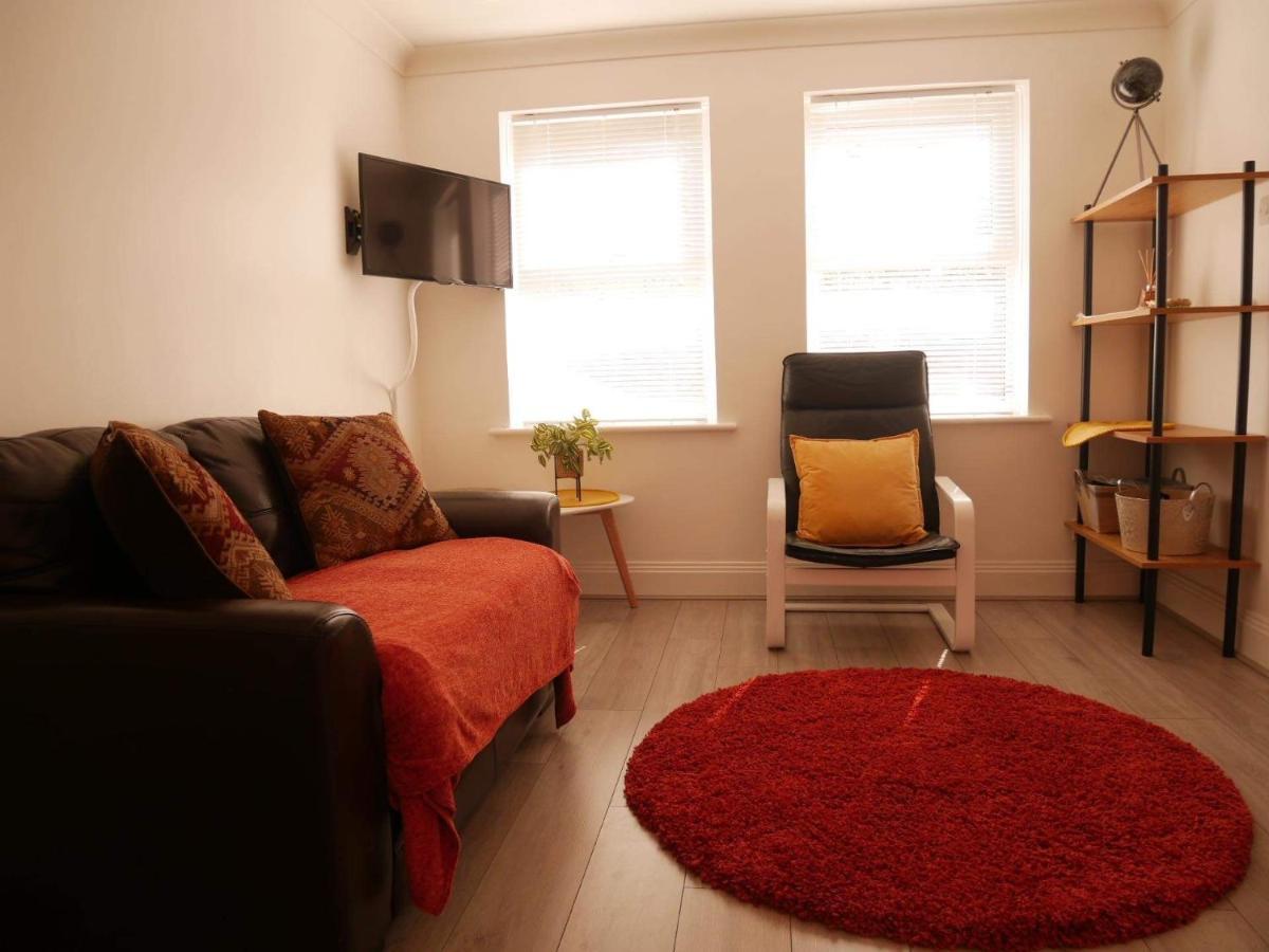 York City Centre, Recently Renovated 2 Bedroom Flat Екстер'єр фото